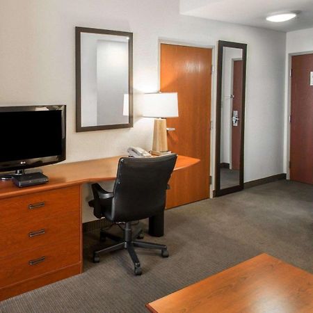 Sleep Inn & Suites Palatka North Buitenkant foto