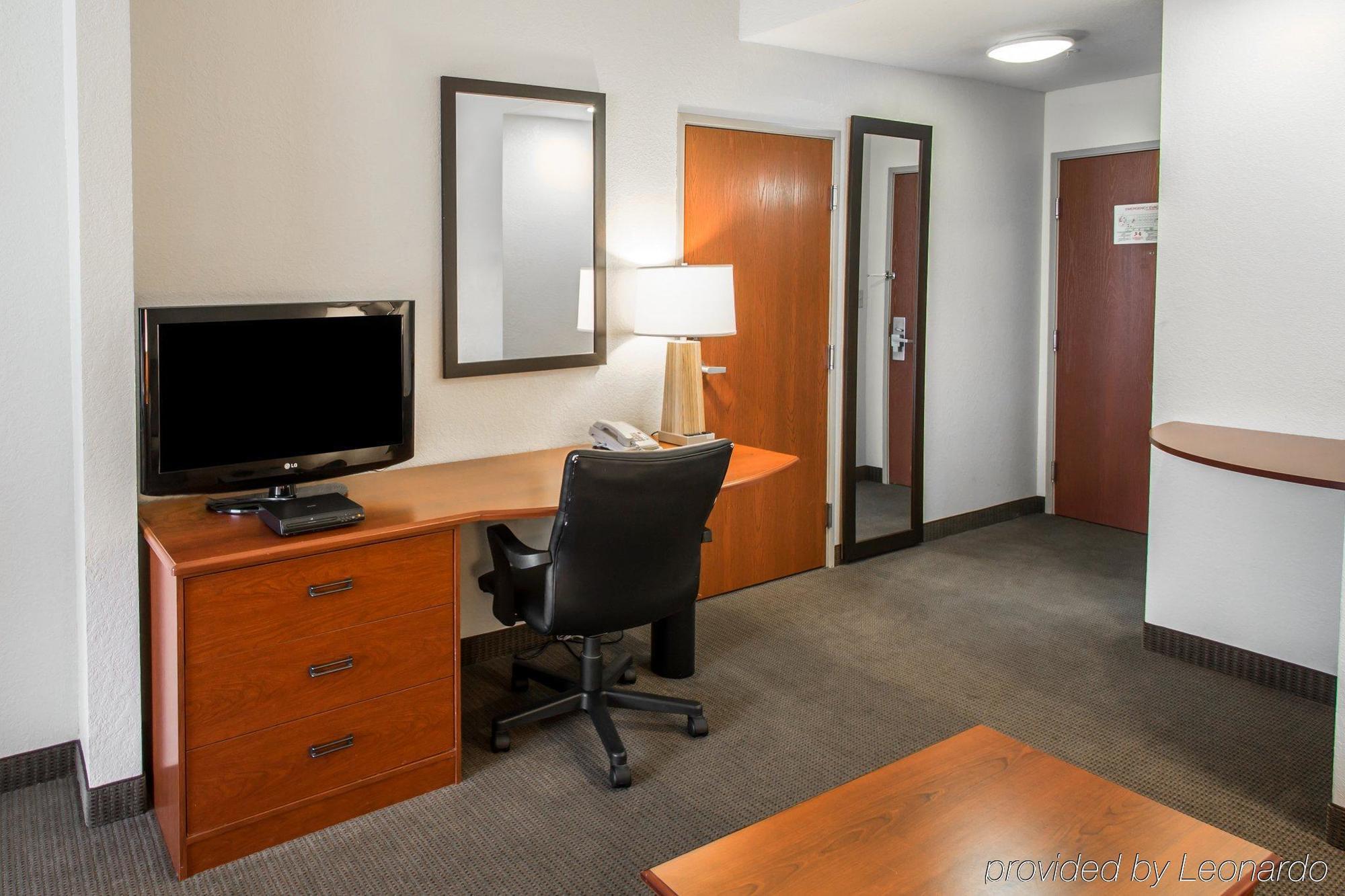 Sleep Inn & Suites Palatka North Buitenkant foto