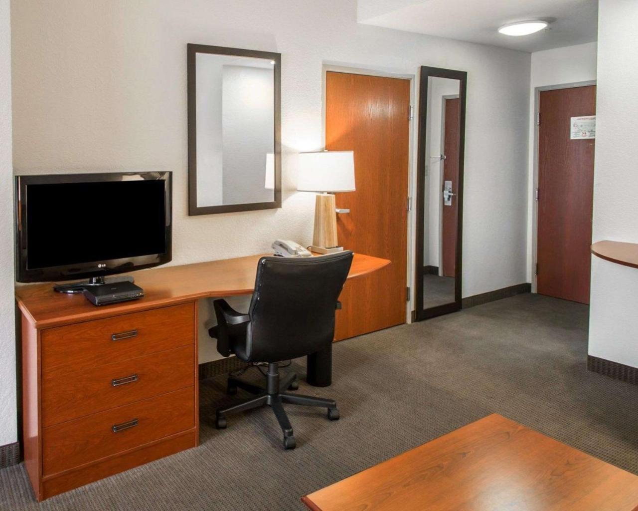 Sleep Inn & Suites Palatka North Buitenkant foto