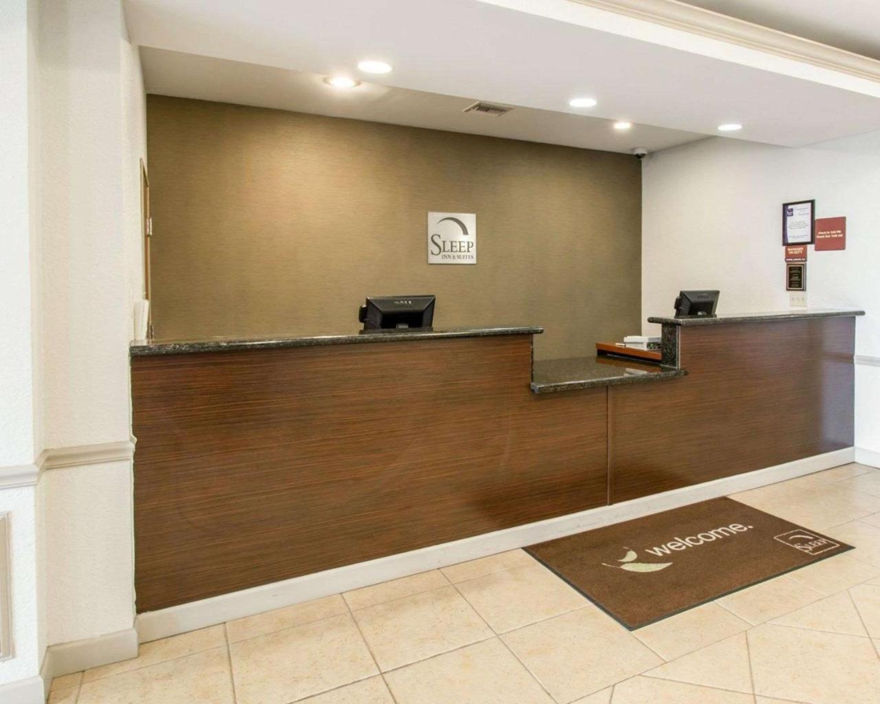 Sleep Inn & Suites Palatka North Buitenkant foto